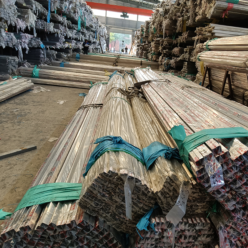 310S high quality stainless steel pipe